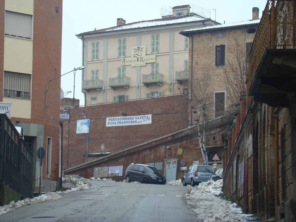 Locanda Antico Ricetto Portacomaro Buitenkant foto